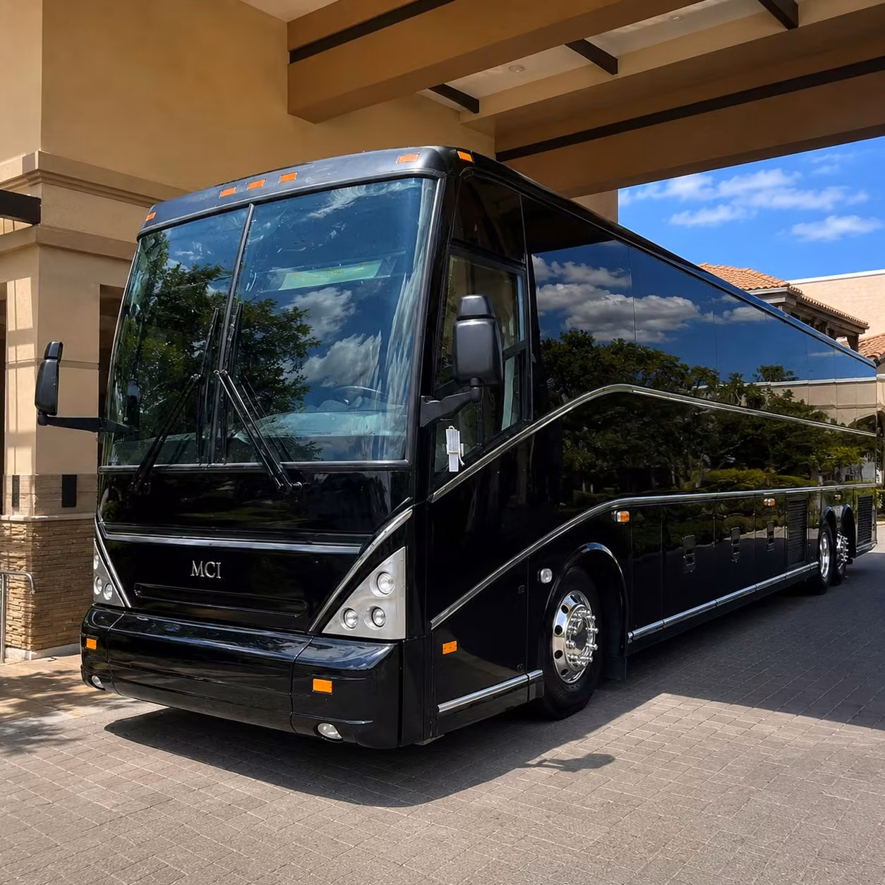bachelorette party and birthday bus rentals in phoenix